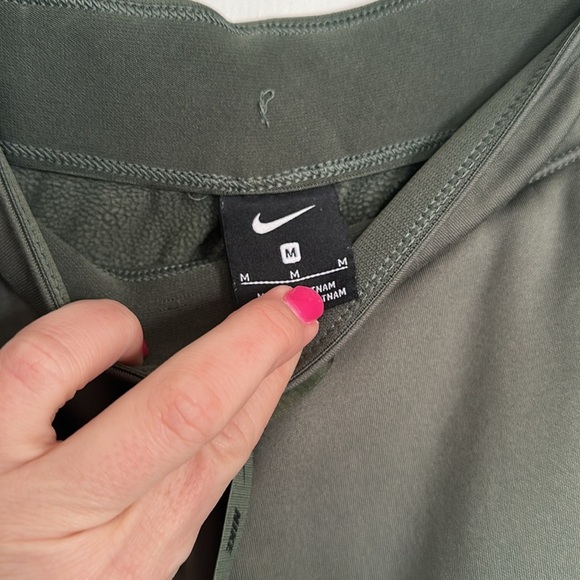 Nike Men’s Military Green Sweatpants size ‘medium - Picture 4 of 4